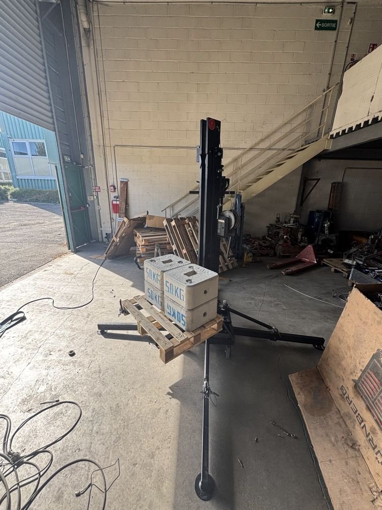 Essai de charge d'un pied de levage